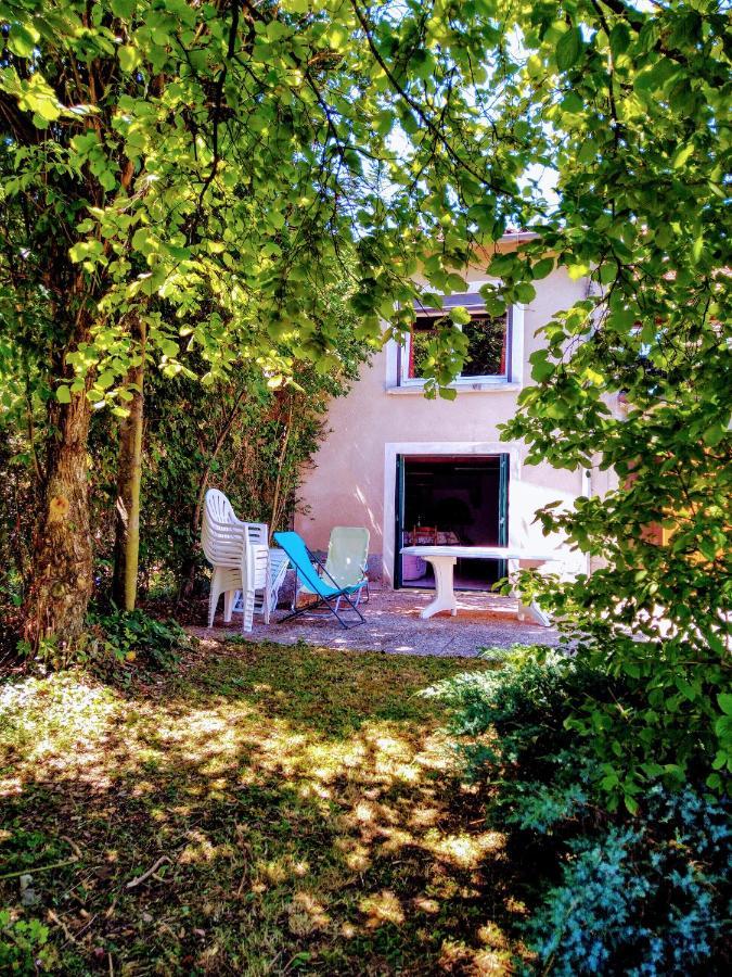 Chez Jul Hotell Bulligny Exteriör bild